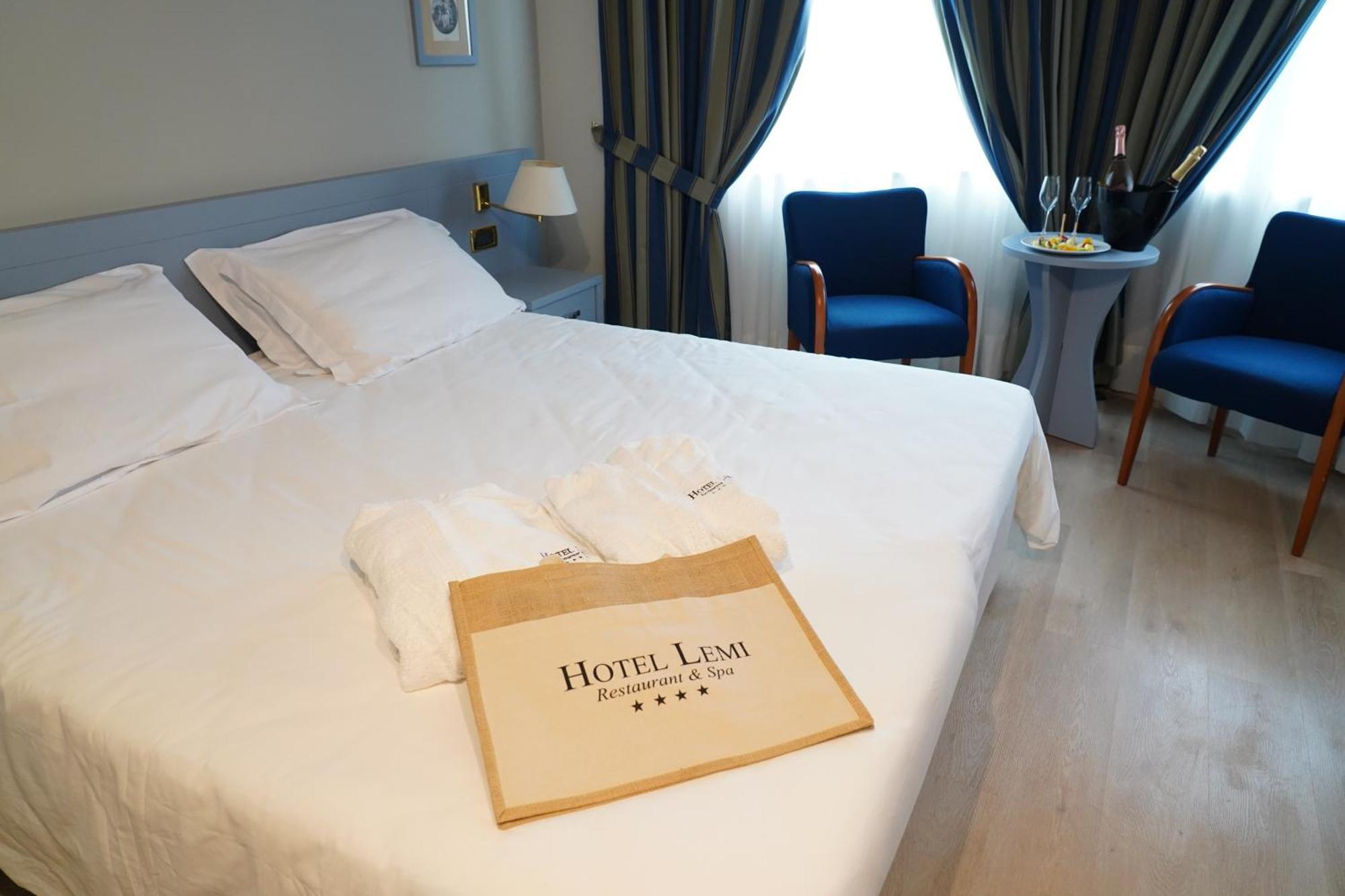 Hotel Lemi ベネヴェント エクステリア 写真