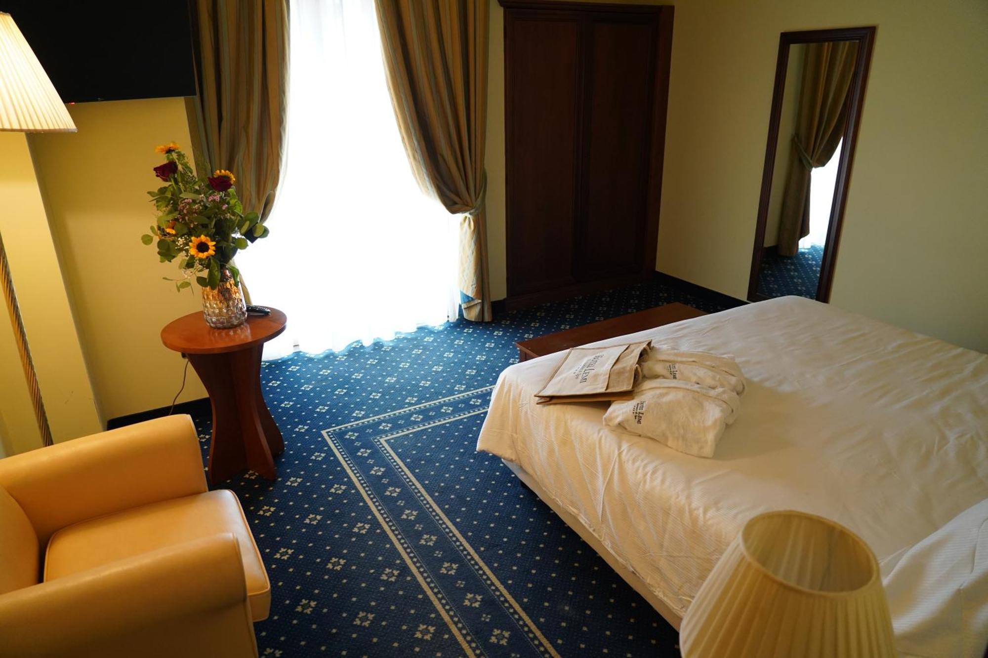 Hotel Lemi ベネヴェント エクステリア 写真